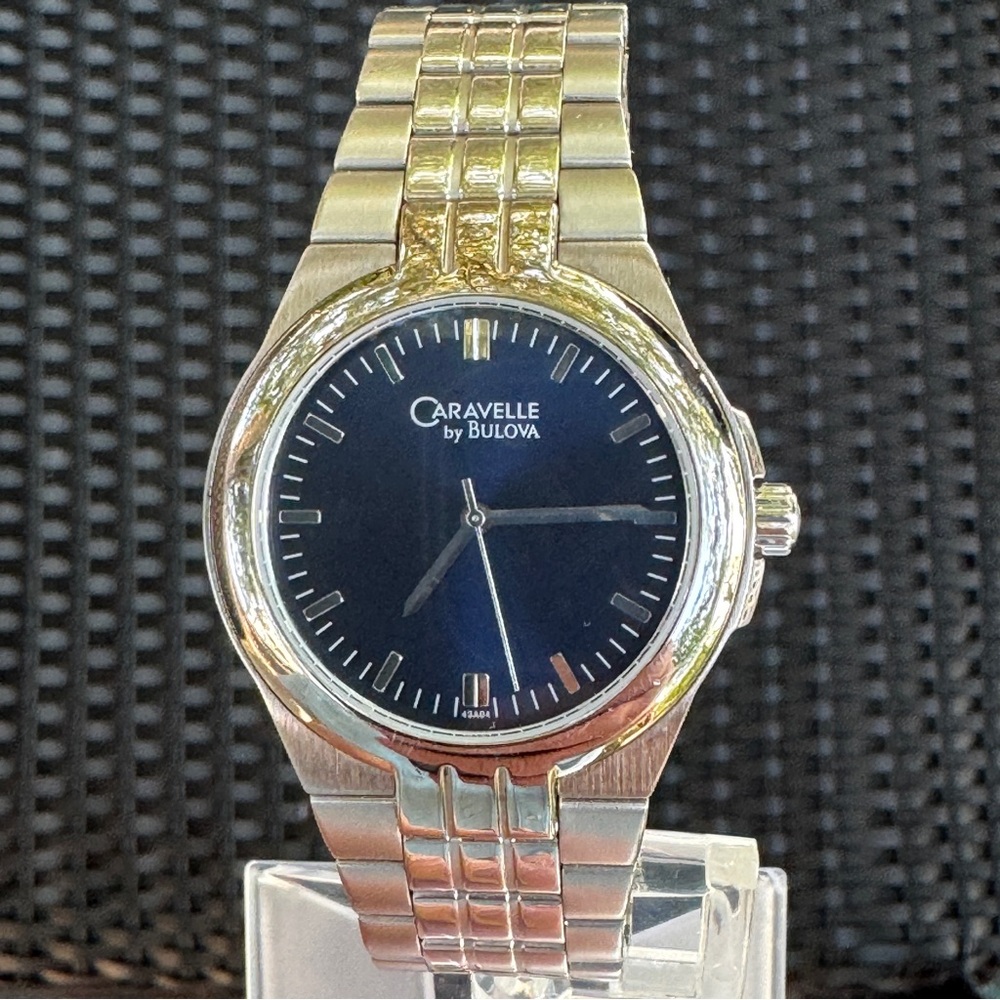 Caravelle Classic Dress Mens Blue Dial Watch w/ New Battery